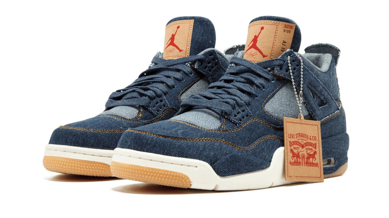 Levi's x Air Jordan 4 Retro NRG – Limited Denim Collab Sneaker with Distressed Details & Reversible Tongue