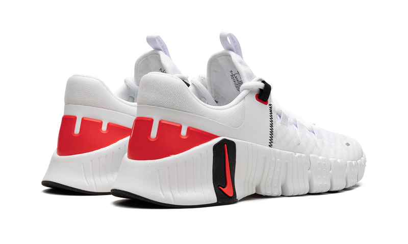 Nike Free Metcon 5 – White / Bright Crimson (DV3949-100)
