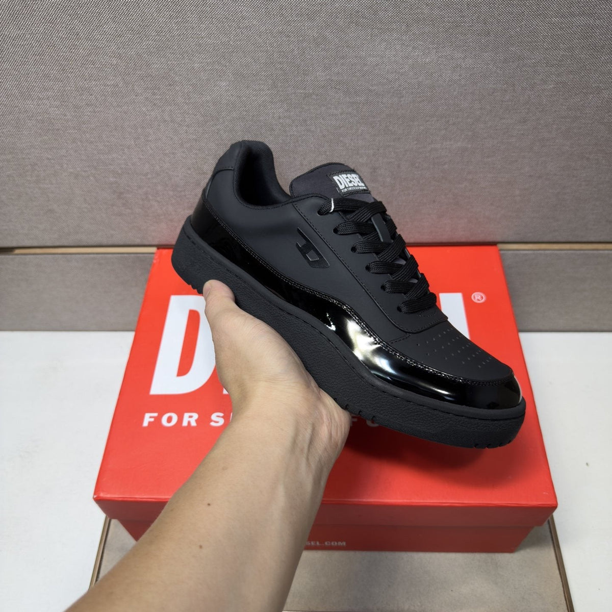 Diesel Men's Black Low-Top Sneakers