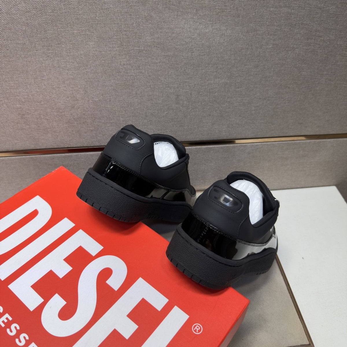 Diesel Men's Black Low-Top Sneakers