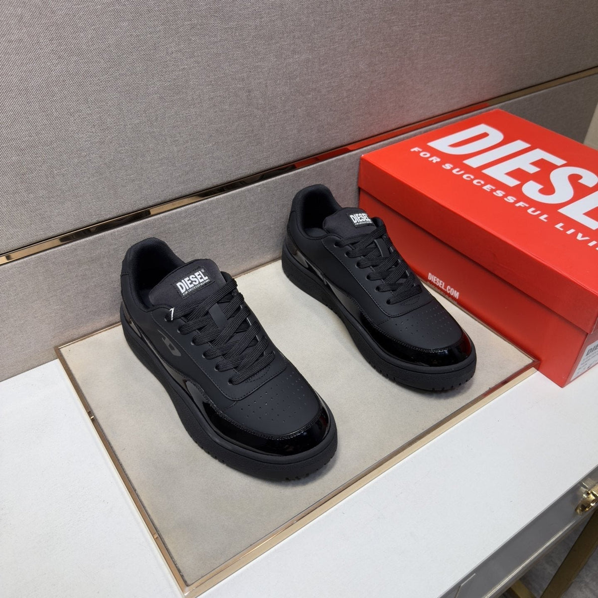 Diesel Men's Black Low-Top Sneakers